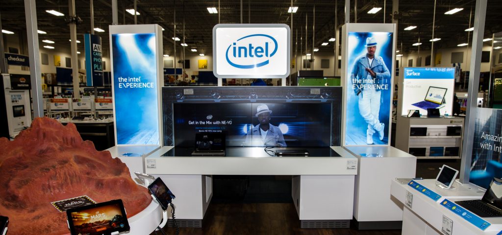 Retail Interactive Experience Intel at Best Buy by Horizon Display